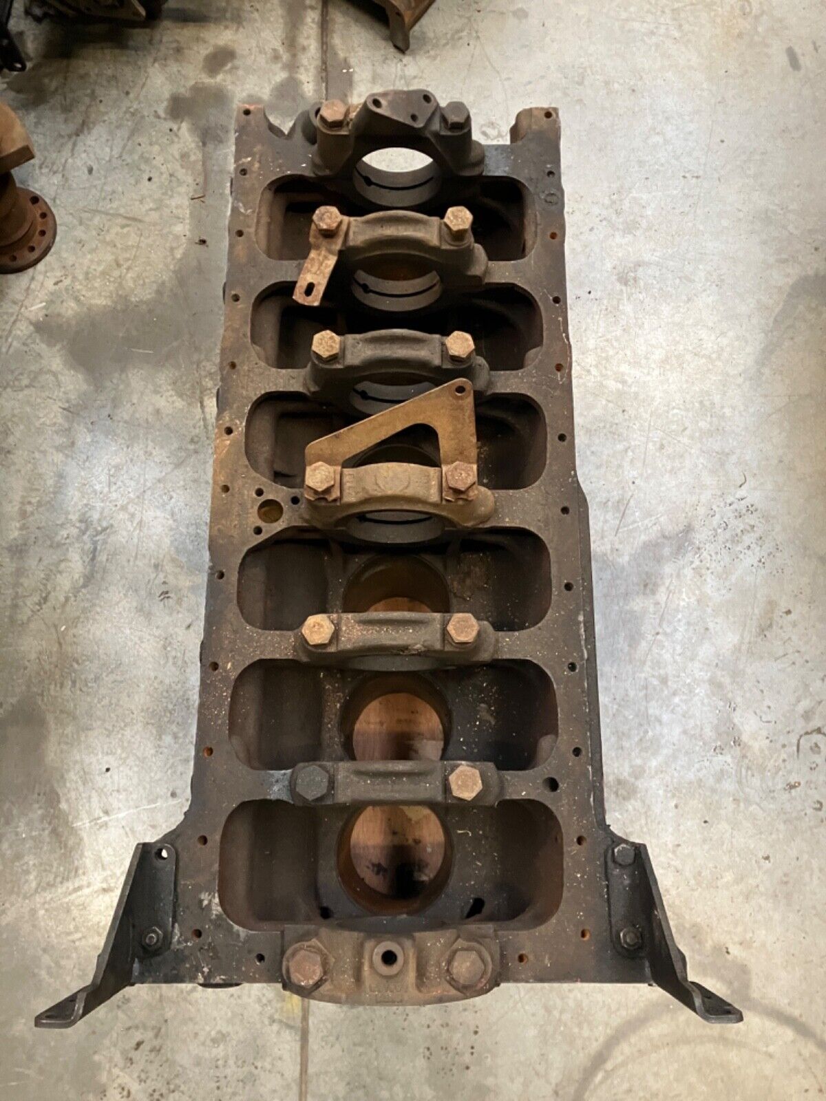 Jaguar E-Type 4.2 Engine Block 6