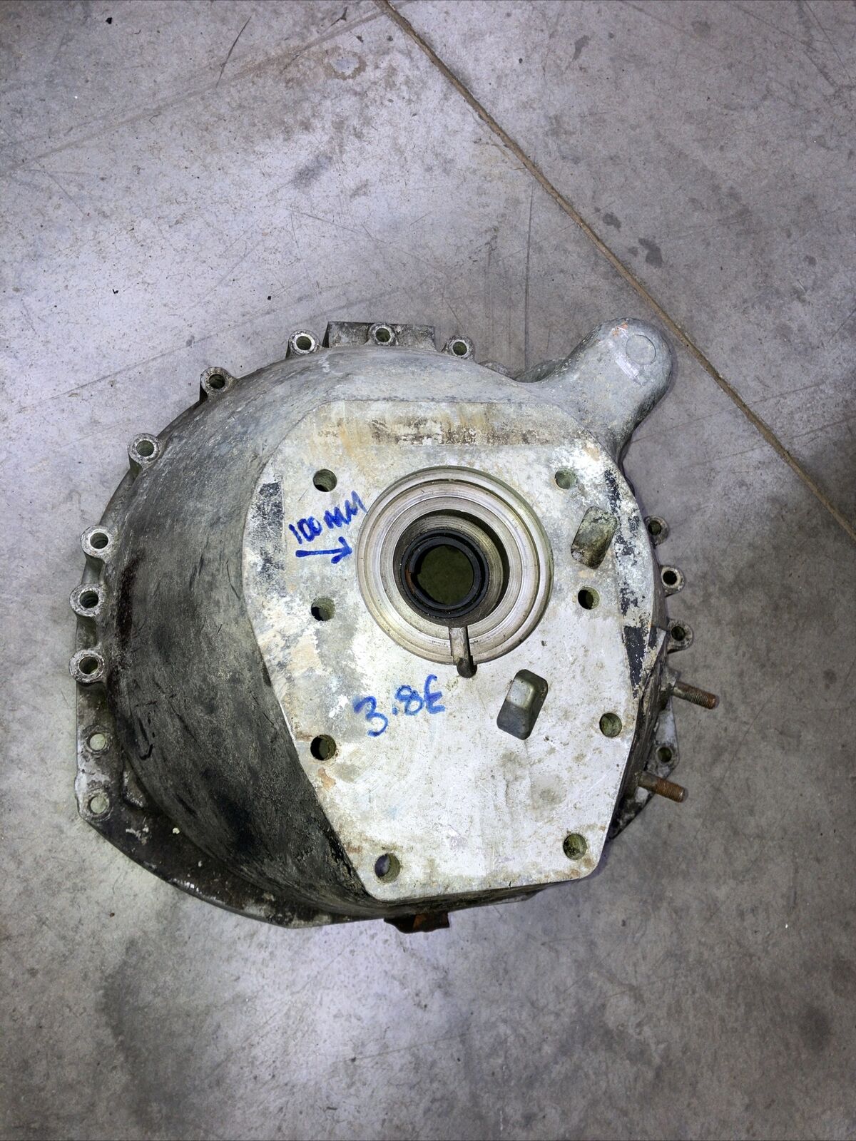 Jaguar E-Type S1 3.8 Clutch Housing_2