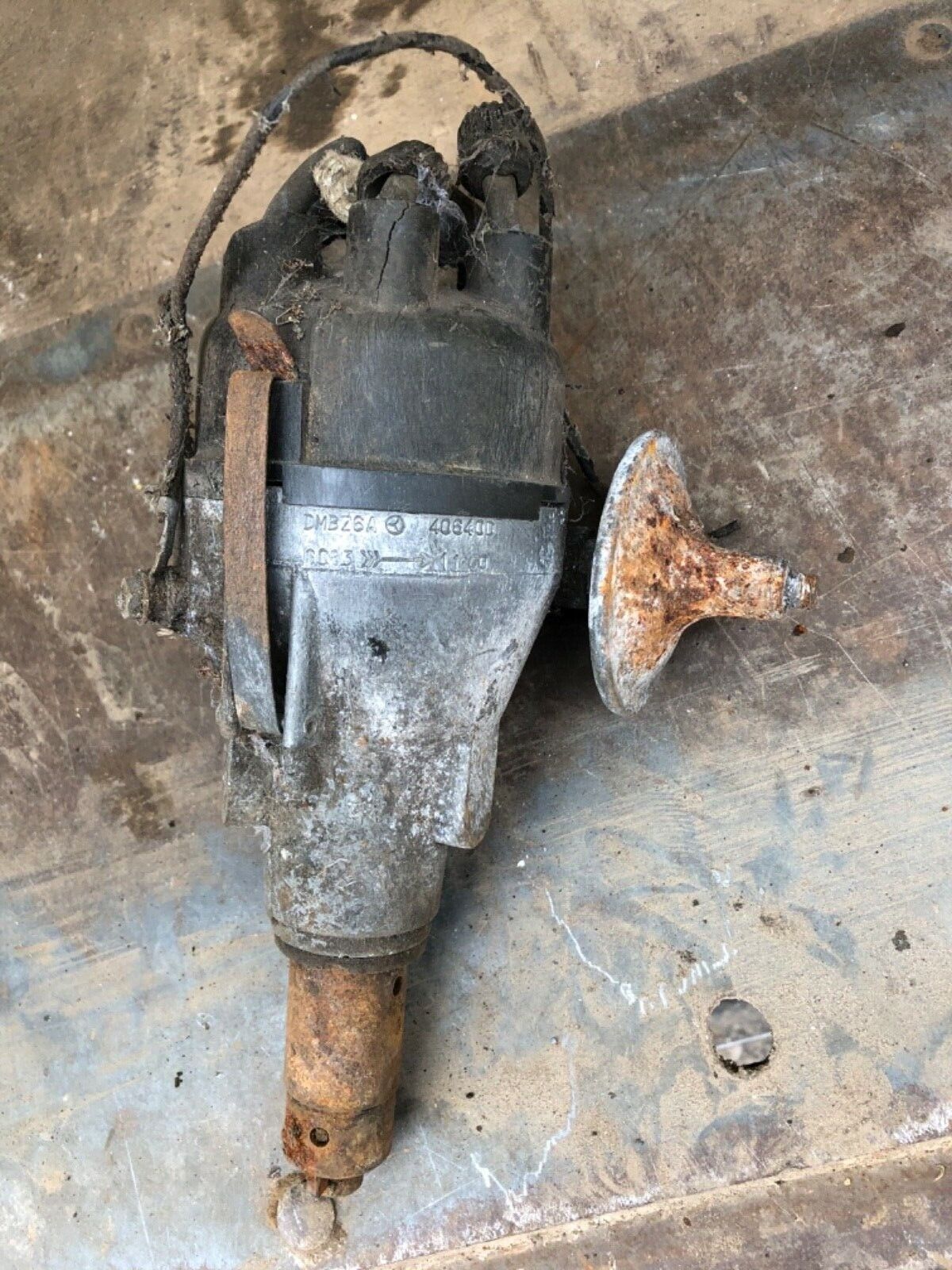 Jaguar E-Type S1 3.8 EARLY - 1961 Flat Floor Distributor - C14269R_2