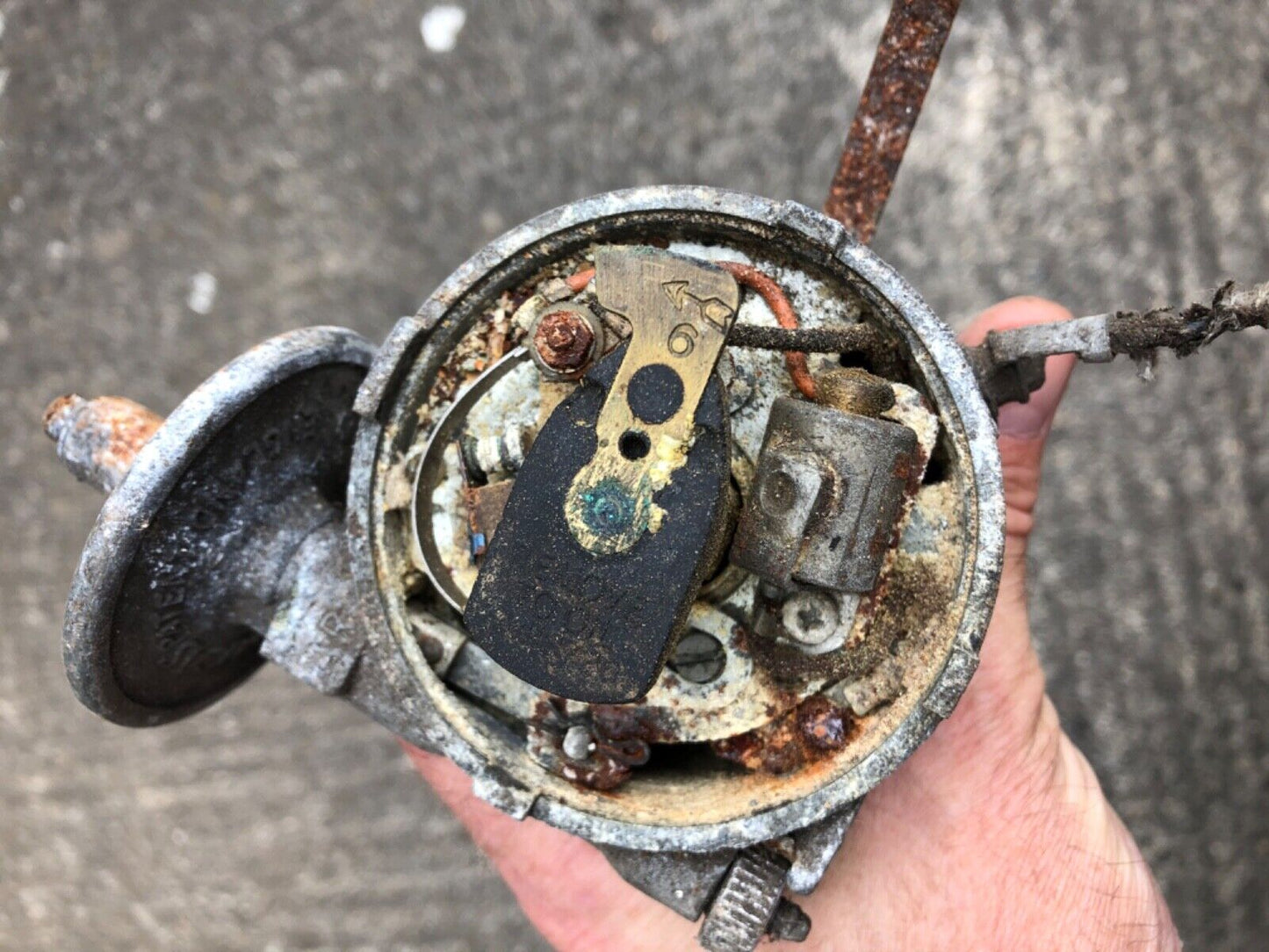 Jaguar E-Type S1 3.8 EARLY - 1961 Flat Floor Distributor - C14269R_3