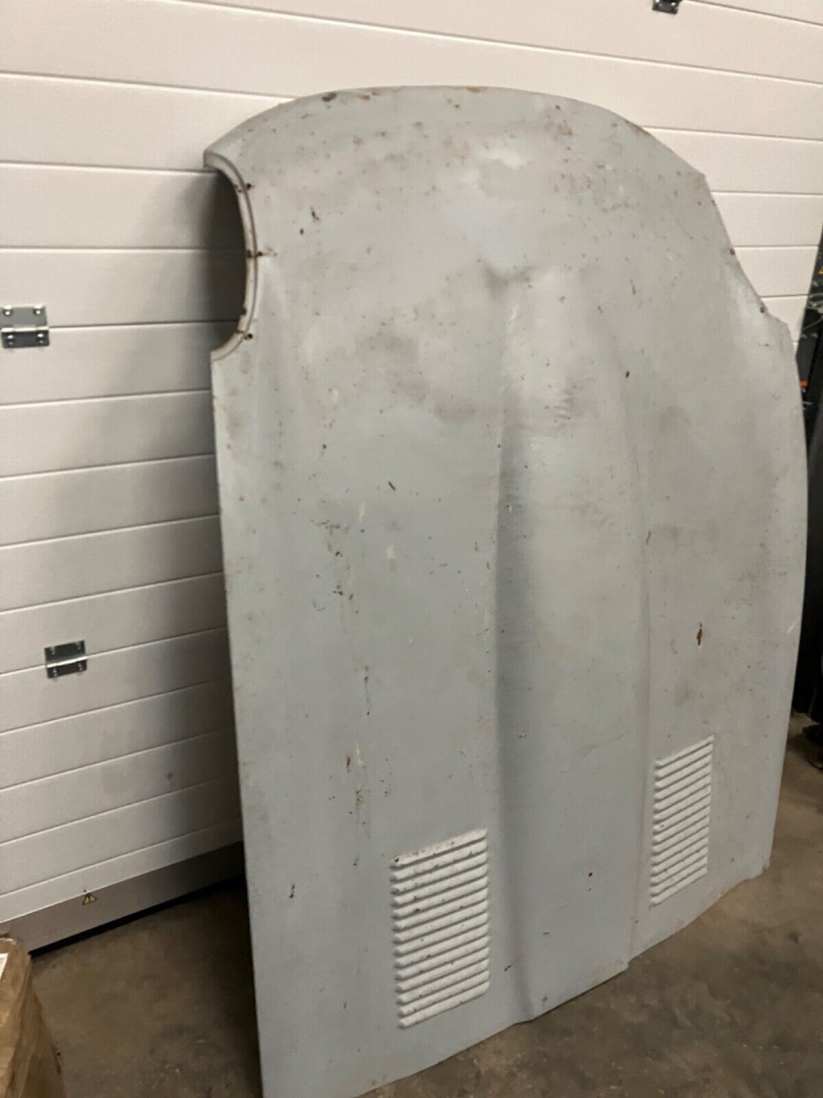 Jaguar E-Type S1 Bonnet Centre_2
