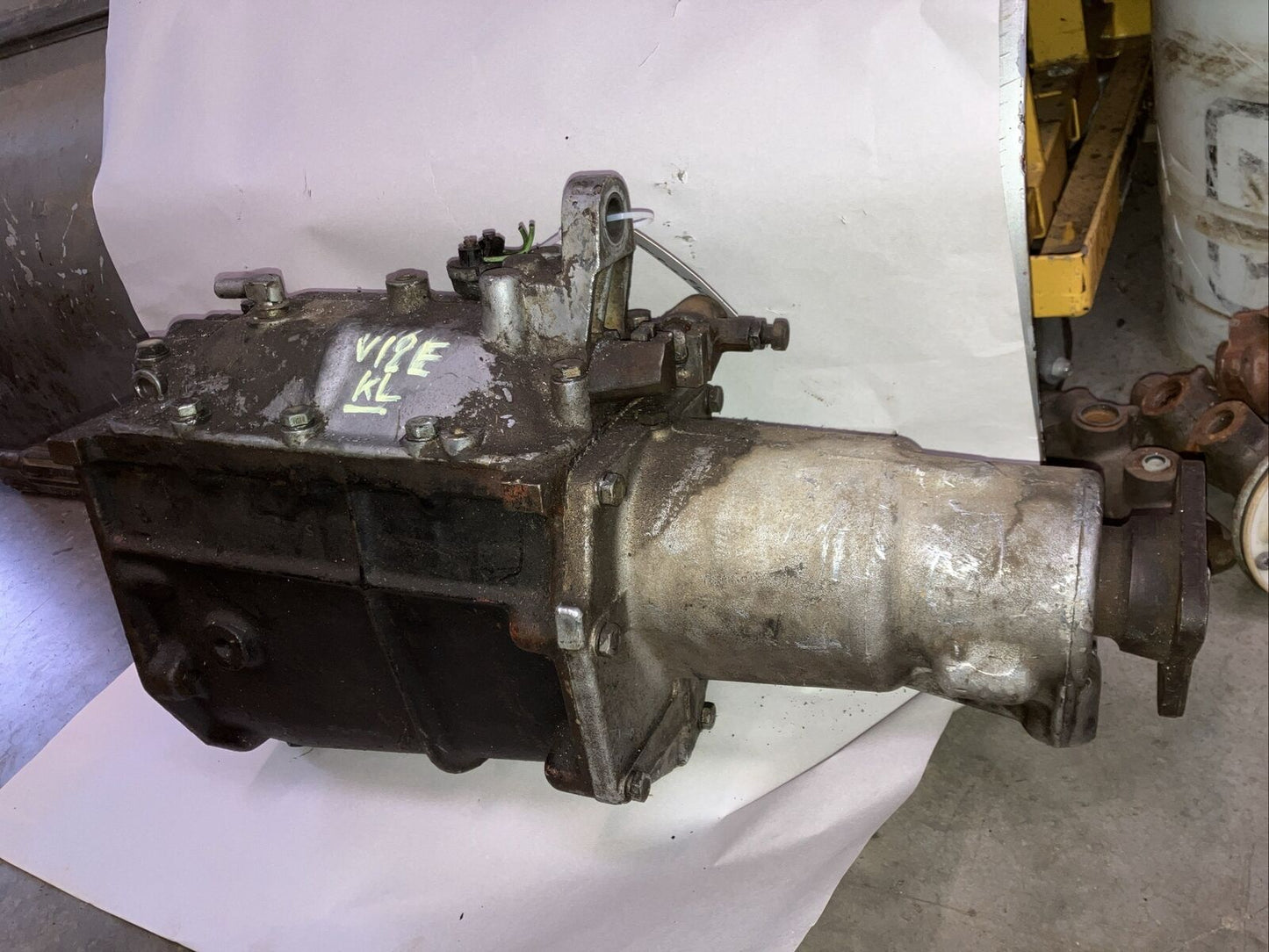 Jaguar E-Type S1 /S2 4.2 2+2 & V12 - All synchromesh Gearbox_2
