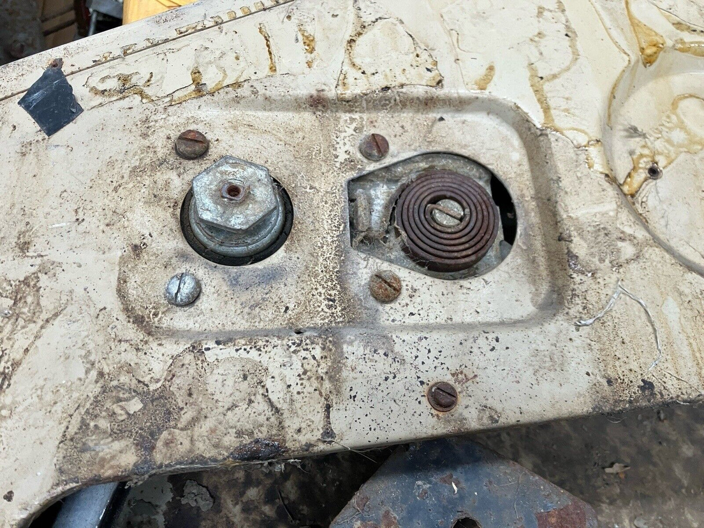 Jaguar E-Type S2 2+2 Right Hand Door_4