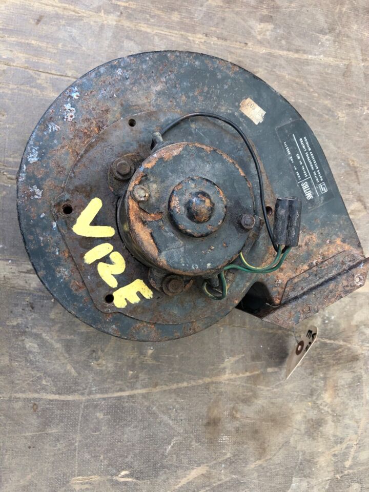 Jaguar E-Type V12 Heater Motor & Box_2