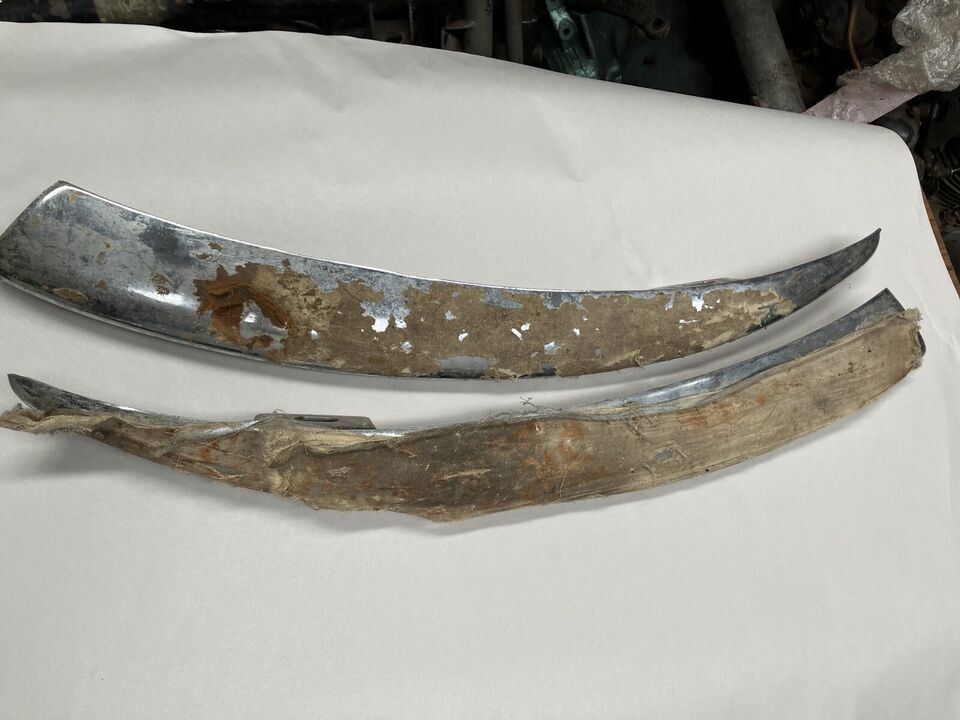 Jaguar E-Type V12 (USA model) Front Bumpers_2
