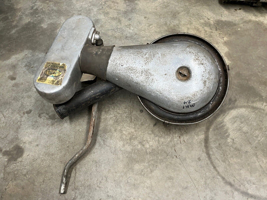 Jaguar MK1 2.4 Air Cleaner Assembly & Filter Assembly