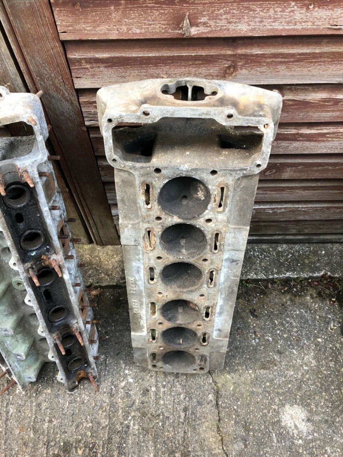 Jaguar XK120 Cylinder Head - Early 1950 - Studless Style_3