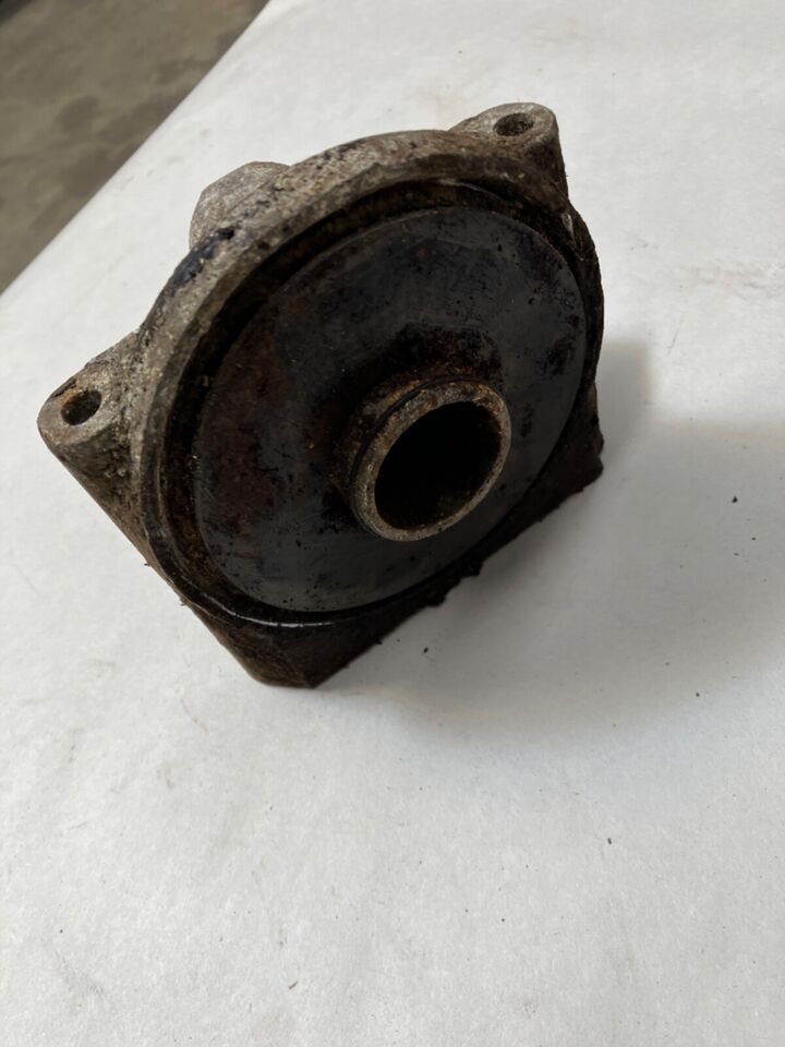 Jaguar XK120 XK140 Oil Filter Assembly_2