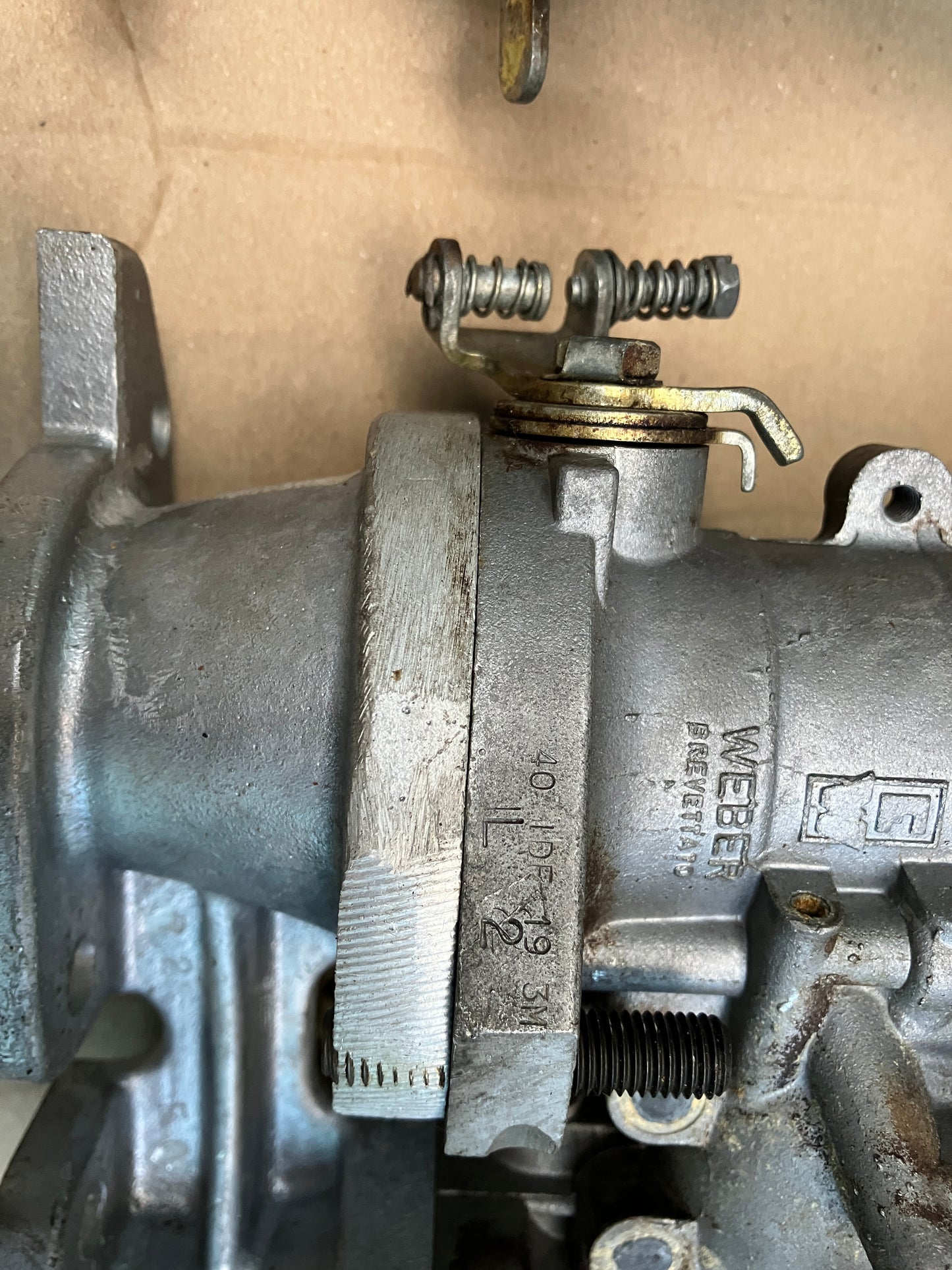 Jaguar E-Type S3 V12 Weber 40 DCOE Carburettors