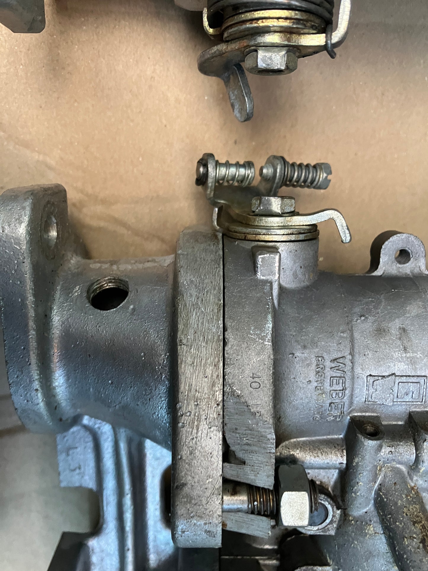 Jaguar E-Type S3 V12 Weber 40 DCOE Carburettors