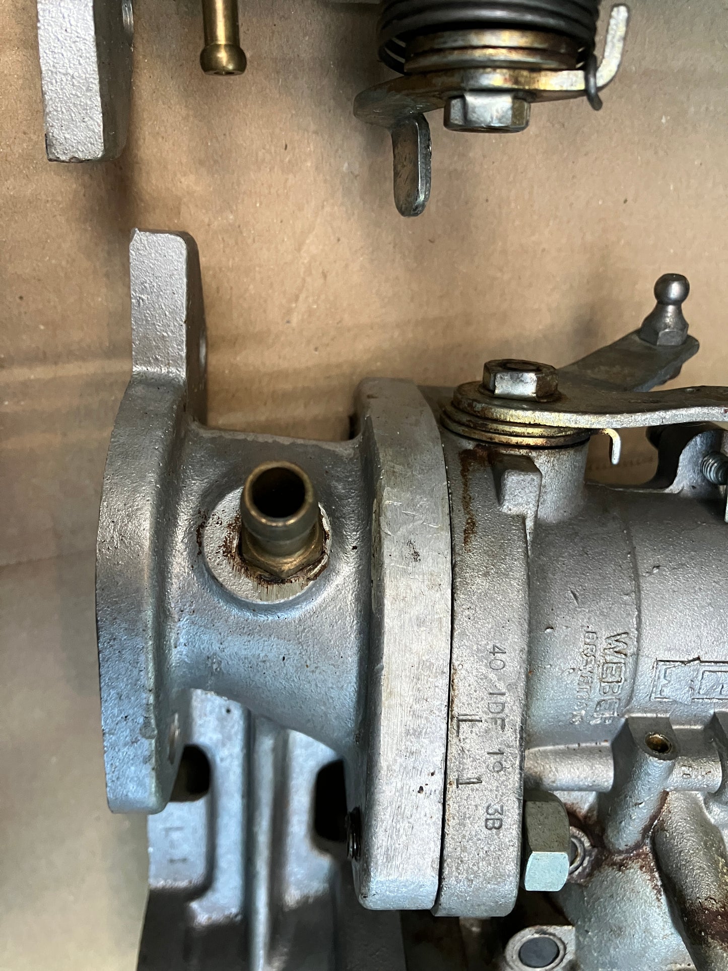 Jaguar E-Type S3 V12 Weber 40 DCOE Carburettors