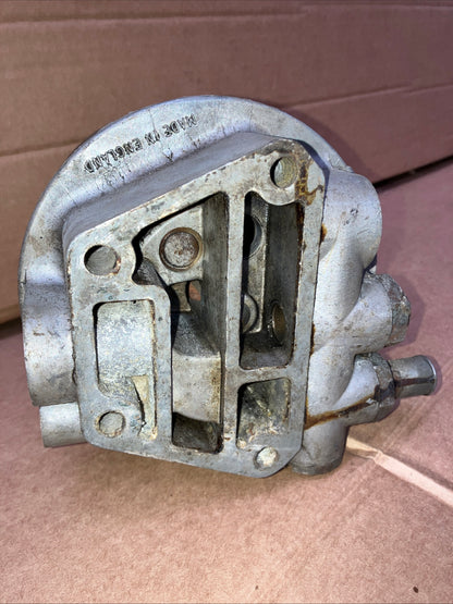 Jaguar E-Type S2 4.2 Oil Filter Head Assembly