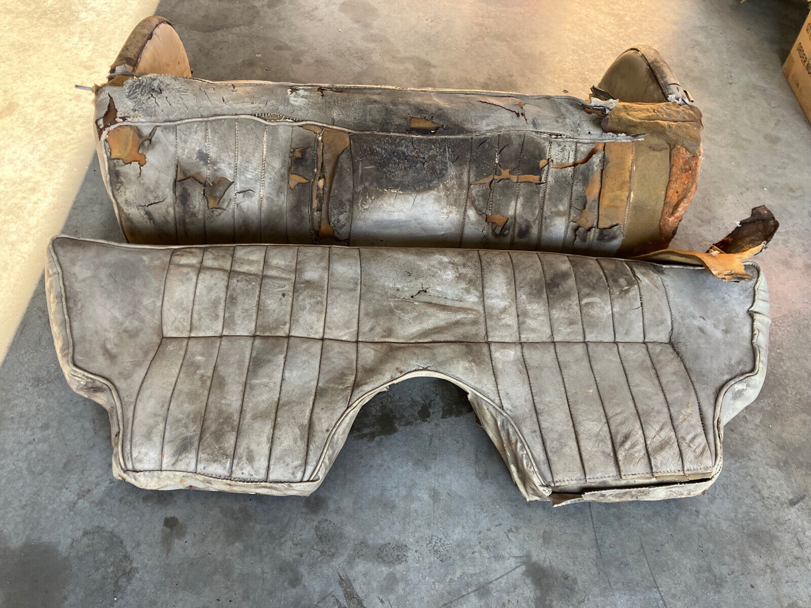 Jaguar E-Type 2+2 Rear Seat & Luggage Board