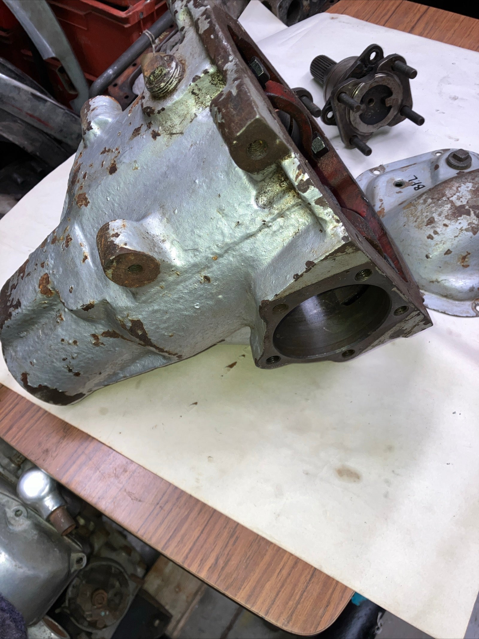 Jaguar E-Type 3.07 Diff Power Lock Details 2