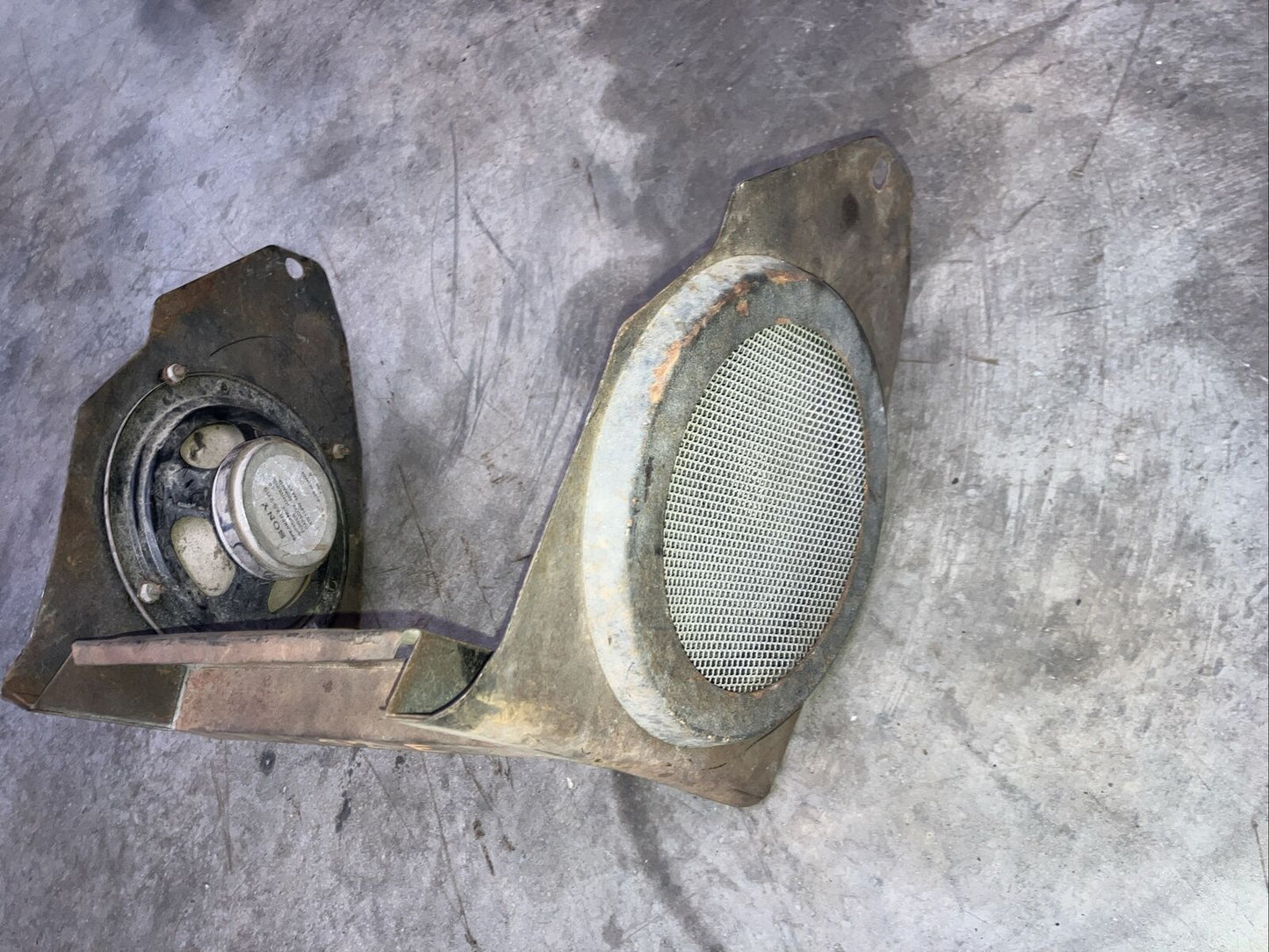 Jaguar E-Type S2 4.2 Radio Console_4