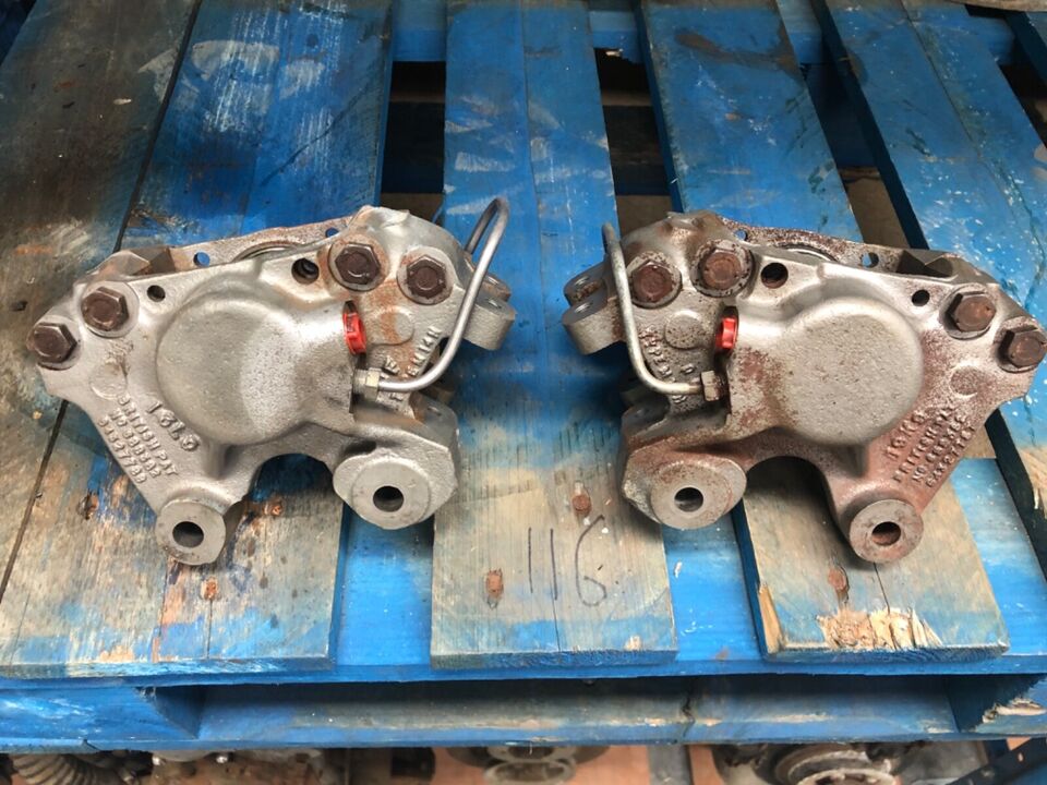 Jaguar E-Type S2 Rear Brake Calipers (Pair)