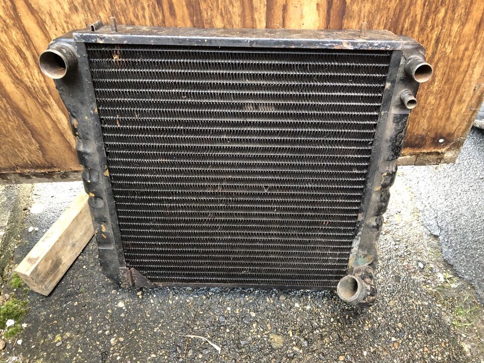 Jaguar E-Type Series 1 4.2 Radiator