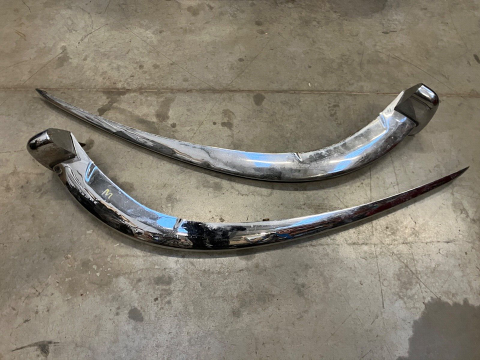 Jaguar E-Type Series 1 4.2 Rear Bumpers (Pair)