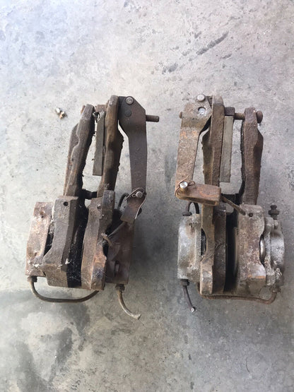 Jaguar XK150 Rear Brake Callipers_2